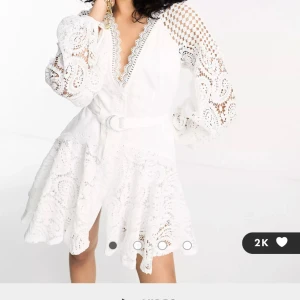 Student kläningar  - Beställt denna vackra kläning!!🫶🏽👗 Dessvärre för stor på mig!! Perfekt inför studenten🇸🇪🇸🇪 Kostar igentligen 1279kr Säljer för ändats 999kr