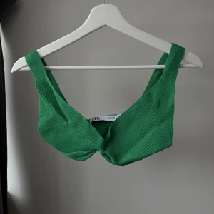 Topp från Zara - Perfekt till sommaren💚 