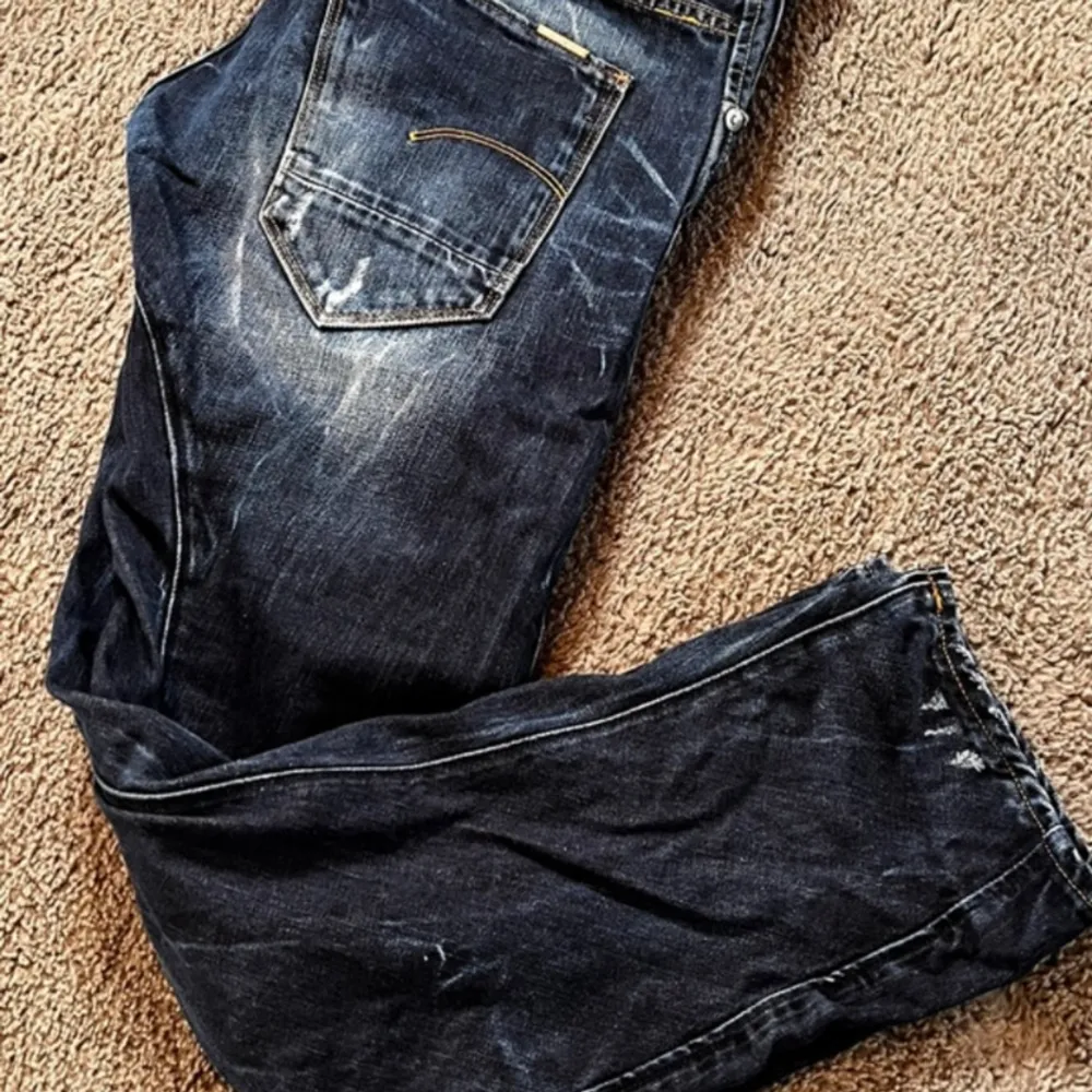34/32. G-star Jeans med cool tvätt.. Jeans & Byxor.