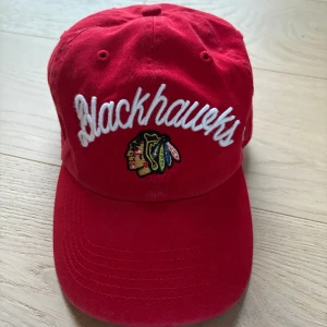 Chicago Blackhawks keps dam - Autentisk keps köpt i Chicago. Använd fåtal ggr. 