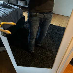 Jeans  - Jack and Jones jeans  31/32  Slim  Model Glenn  Mycket bra skick 