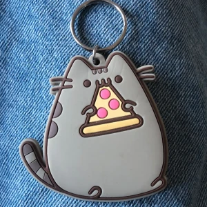 Pusheen nyckelring - Köpt på kawaii shop. Knappt använd och bra kvalitet 
