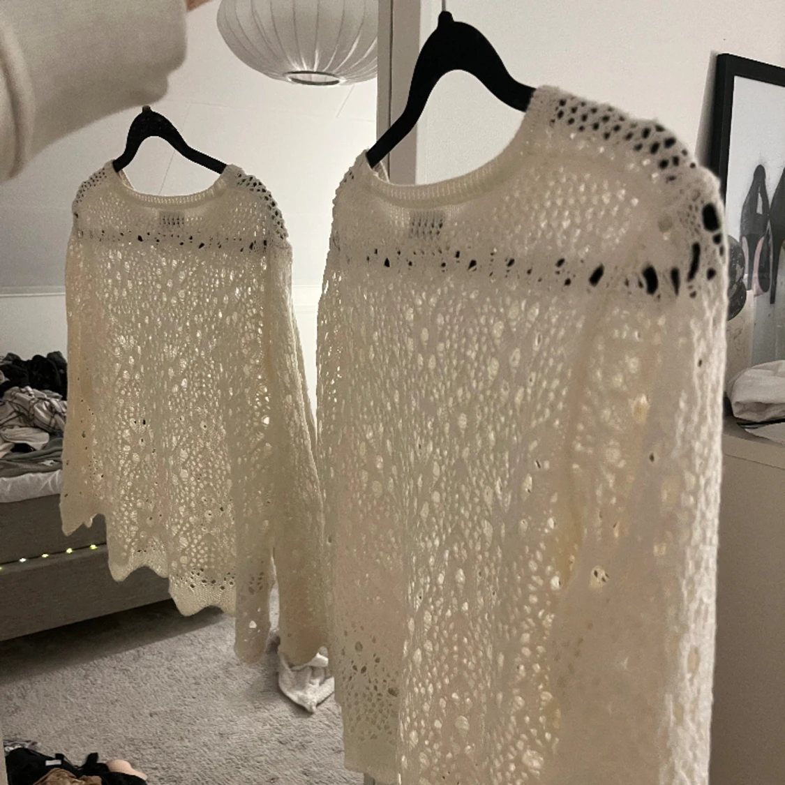 Broderad vit tröja  - 90