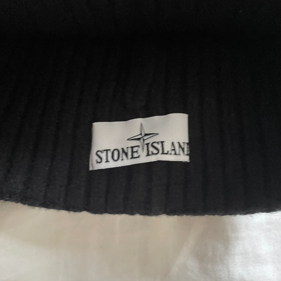 Stone island mössa - 90