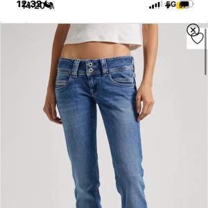 Säljer dessa superfina pepe jeans, storlek 25/34❤️
