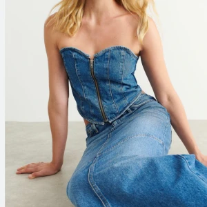 Jeans topp - Jeanstopp från Gina, tillverkas inte längre. Köpte för 360, knappt använt den🫶