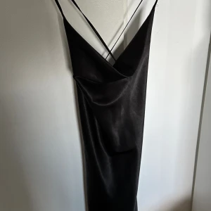 Fest klänning - Fin festklänning! Bra skick. 