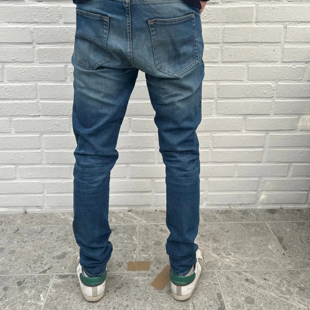Tiger Of Sweden slim jeans || Nyskick, knappt användna || Passar 170-178 cm || Skriv vid minsta fundering! Mvh, CH . Jeans & Byxor.