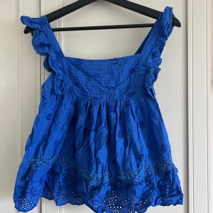 Blus - Blus från mango i bra skick, använd fåtal gånger