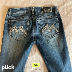 Miss me jeans INTRESSEKOLL - Intressekoll på dessa miss me jeans! Dom är lite slitna men vill se vad jag kanske kan få solt dom för!