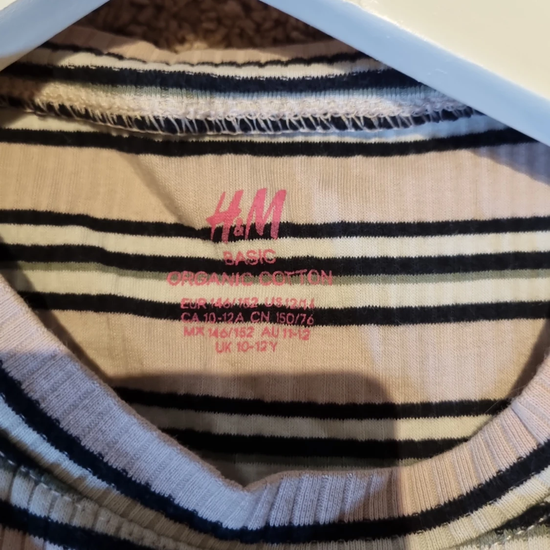 Säljer denna T-shirten från H&m💗💗 - 91