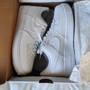 Air force 1 STL 43 - Jag köpte den av en annan användare men de var för små därför att kan jag inte behålla de. Han bara blivit testade men aldrig använde. STL 43