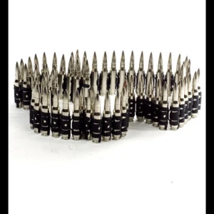 Patronbälte  - Säljer mitt patron bälte som använts cirka 5 gånger. Köpt för 1199 tror jag från bluefox och är i jätte bra skick. Om man bor i Stockholm och kan mötas vid gullmars åmrådet så kan man köpa den för 600!man kan även sjysta storleken om den är för stor