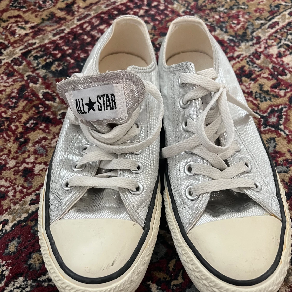 Silver Converse  - 90