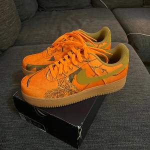Air force 1 limited edition storlek 42, helt ny