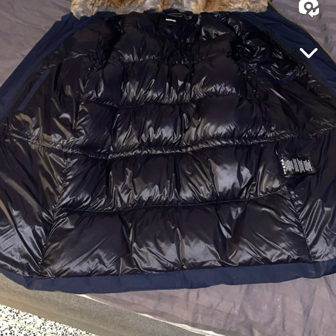 Jag säljer min mackage jacka 