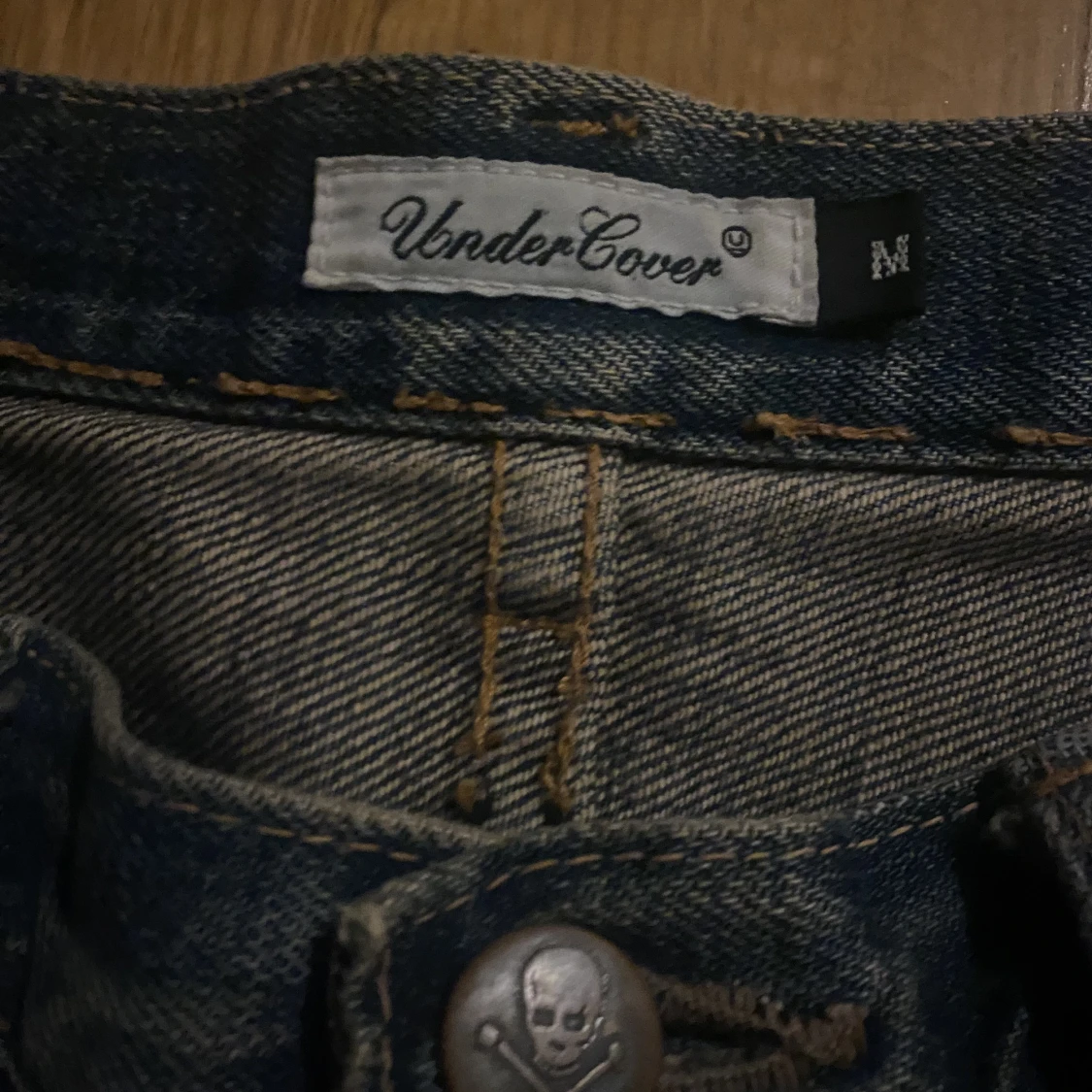 Undercover 68 red yarns AW04 - 91