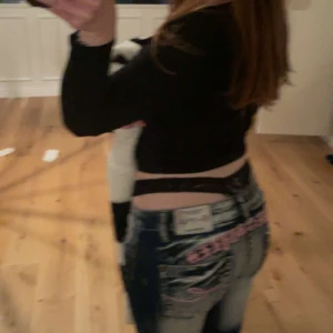Jeans - Assnygga Liknande crazy age jeans, säljer pga inte kommer till användning❤️