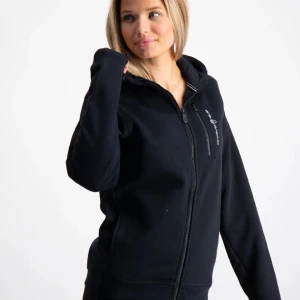 Sail racing tröja ❤️ - Jag säljer pga att jag inte använder den, den är i jätte bra kvalitet, inga defekter osv💕 jag la ut tröjan på mitt andra konto men jag kan inte logga in på kontot❤️❤️