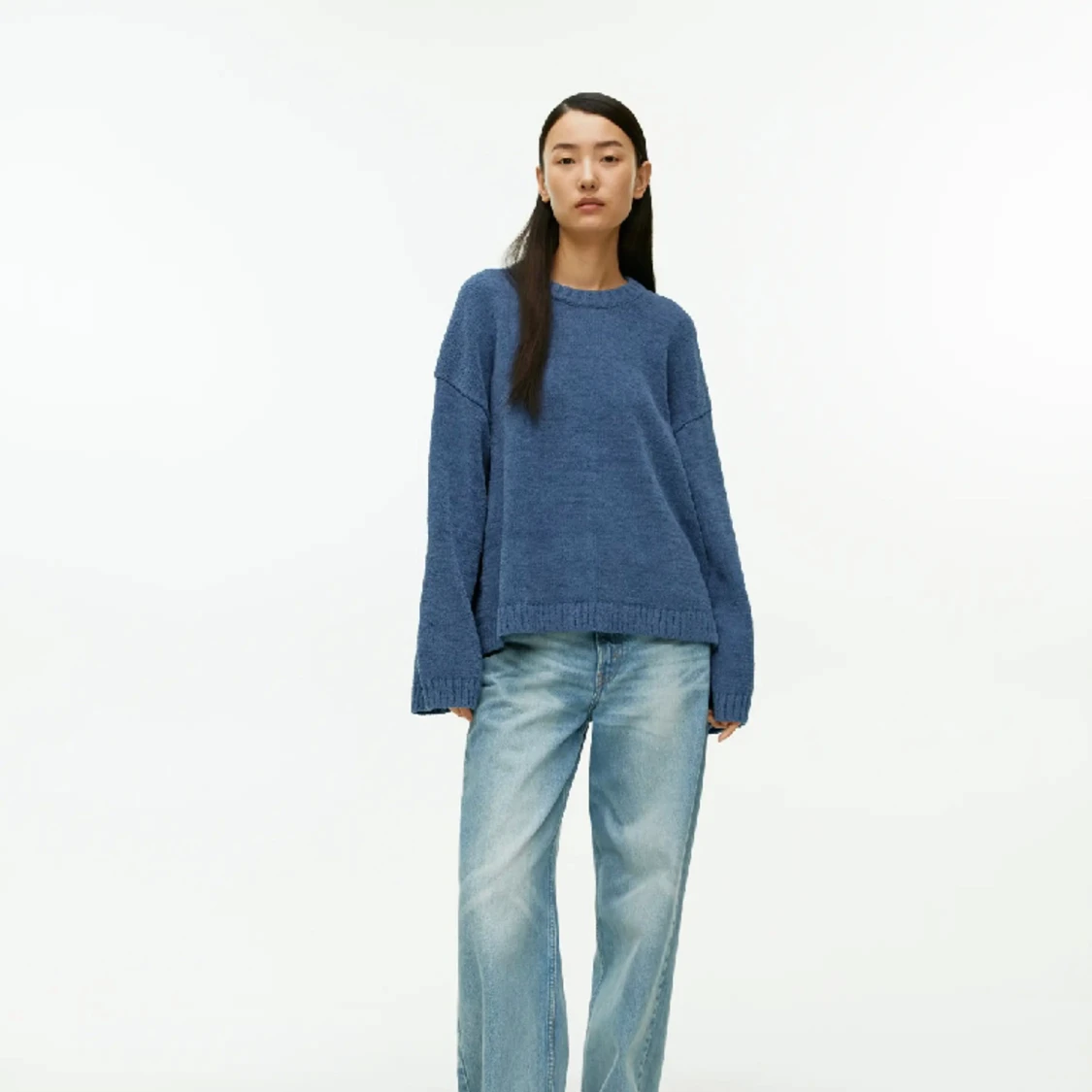 Blå stickad tröja - 91