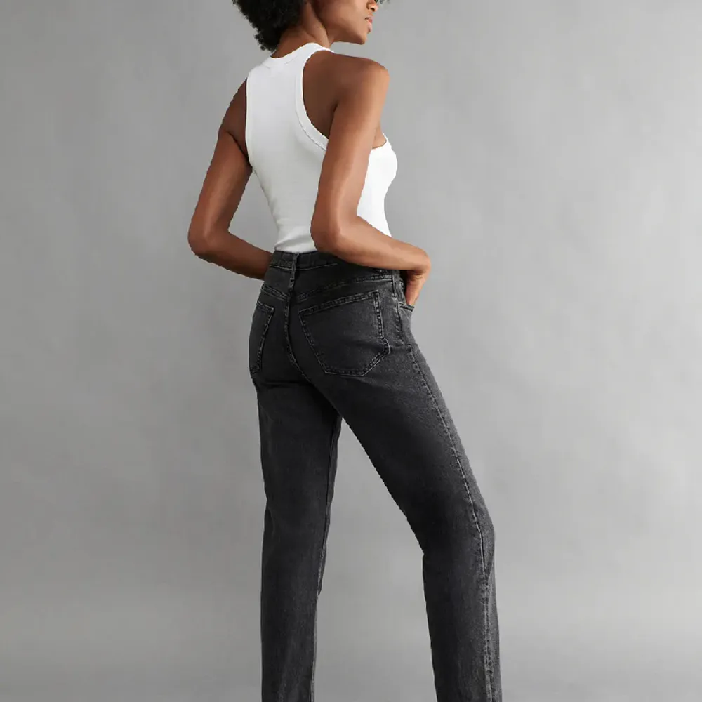 straight stretch jeans från gina tricot💫 endast testade✨ Använd köp nu!!. Jeans & Byxor.