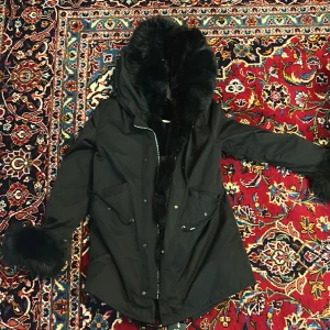 Helt ny jacka märker yxfs  - Oanvänd prislappen är på fortfarande 