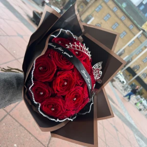 Ros buketter  - Olika priser på buketter billigast i marknaden. Skriv vid beställning 