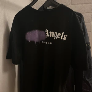 palm angels tshirt - hör av er vid funderingar 