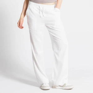 linnebyxor - Säljer dessa fina linnebyxor ifrån Lager 157! De är helt oanvända, därav i väldigt fint skick.