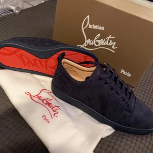 Loubs  - Säljer dessa då de är förstora 