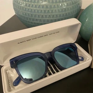 Chimi  - Säljer nu mina super fina chimi 005 i färgen acai, perfekta nu inför våren/sommaren💕