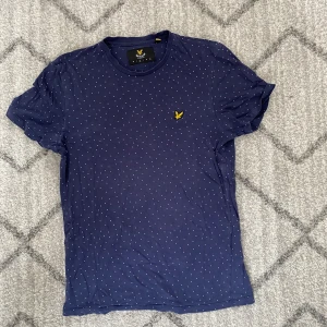 Lyle & scott t-shirt - Använd t-shirt 