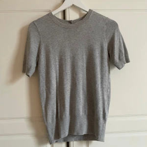 Zara - Zara stickad tröja Storlek S Aldrig använd