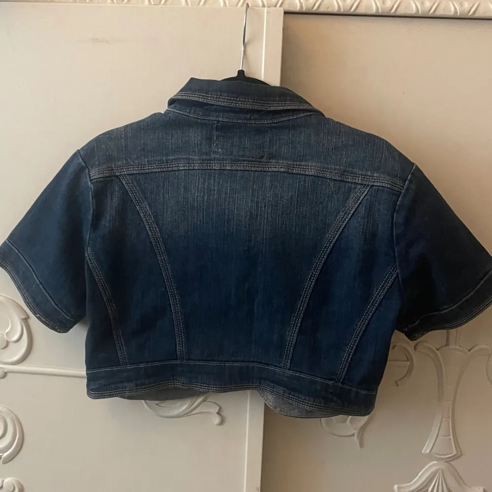 Säljer min såå snygg jeans bolero. Tröjor & Koftor.