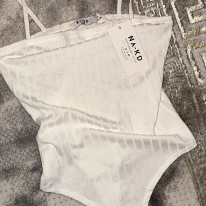 Body  - Helt ny body lappen kvar 