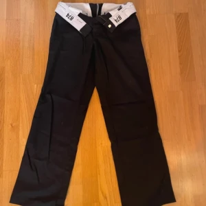 Dickies byxor - Knappt använda Dickies byxor 