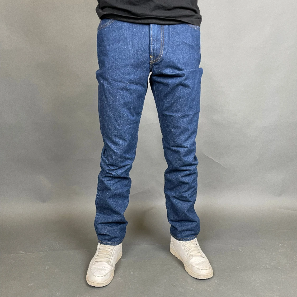 Lee WEST relaxed  - 91