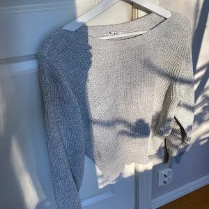 Grå tröja från NA-KD! - Jättefin och mysig!