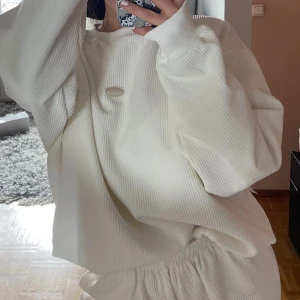 Mjukisset - Världens finaste mjukisset från Sisters and Seekers. Nypris 1200kr.🎀🩷