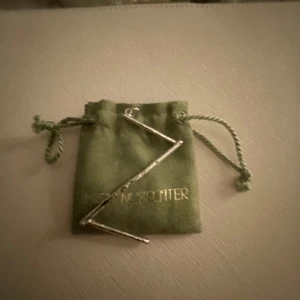 maria nildsotter  - Z belock från deras pop up sale!!