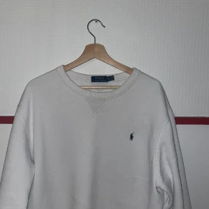 Polo Ralph Lauren Sweatshirt - Selling this beautiful PRL Sweatshirt Size Xl Fit L