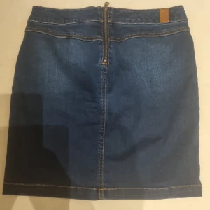 Jeans kjol  - Använd men i bra skick 