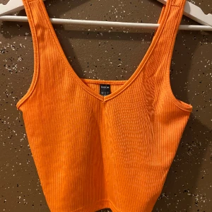 Linne - Orange linne från shein i en fin orange nyans.