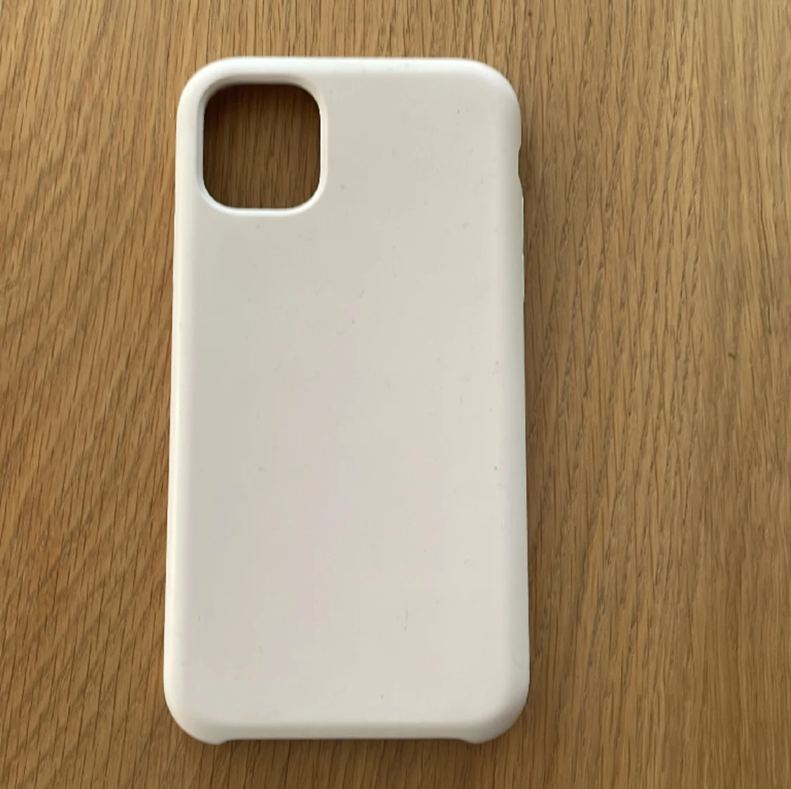 ljus rosa mobil skal till iPhone 11 