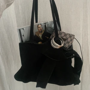 Vöska - Jättefin väska från zara💓 fett använd😔