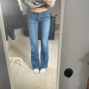 Lågmidjade jeans - Jättesnygga jeans som nästan aldrig används💕