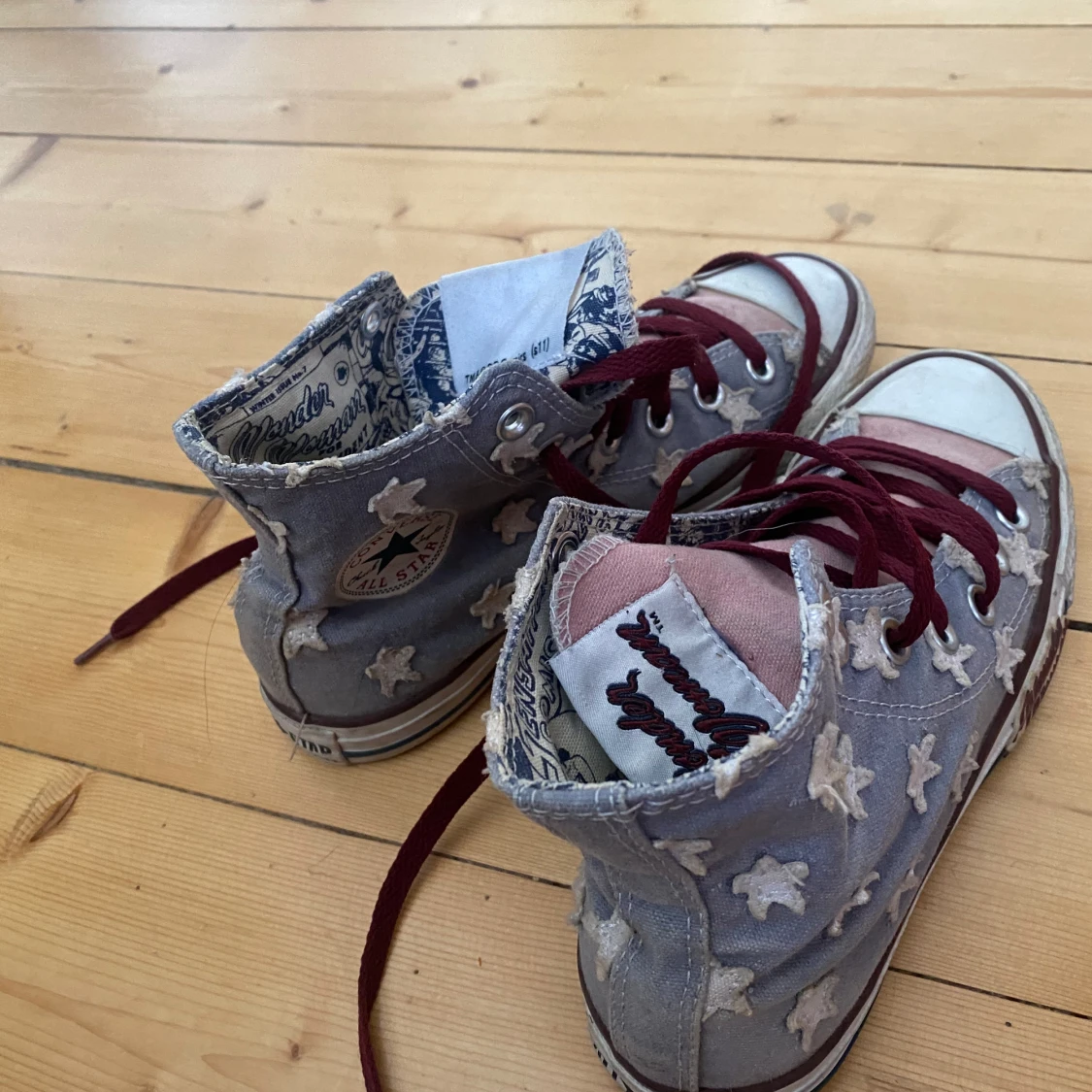 Converse, sällsynt design  - 90