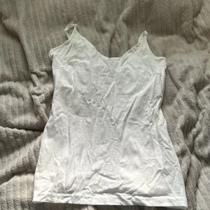 Vitt linne - Vitt linne från lager 157 i storlek s