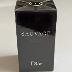 Oöppnad Savage Dior Herr Parfym, 60 ml. Nyrpris 1200
