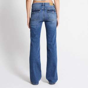 Bootcut lager 157 jeans i storlek s, säljer eftersom jag inte har någon användning till de, de är i bra skick